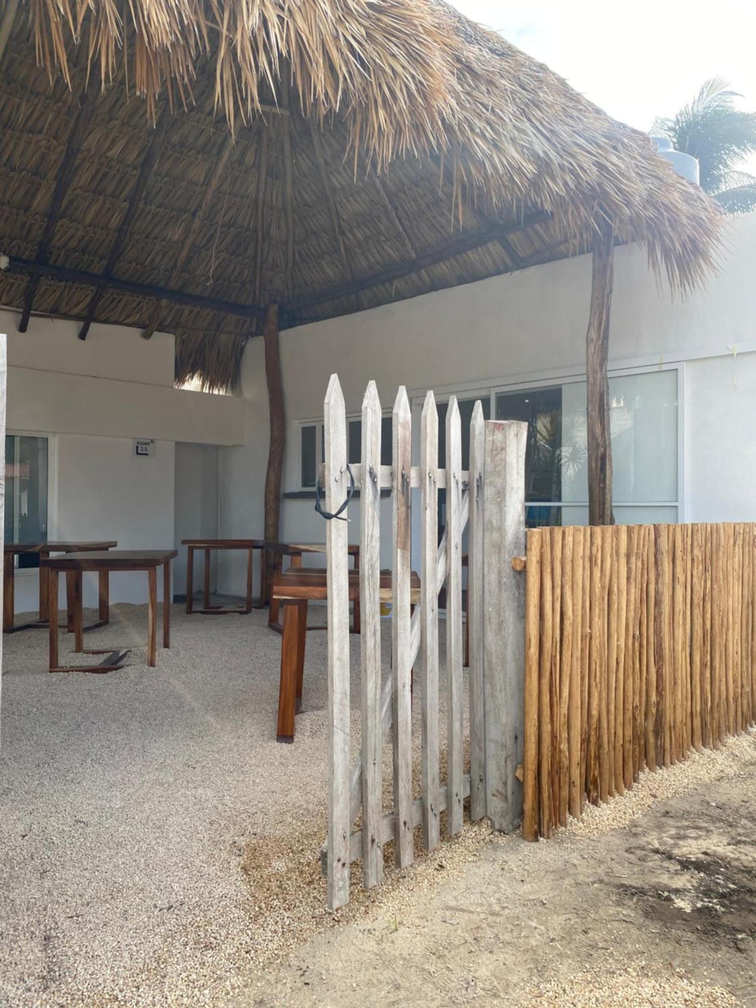 Casa Colibri El Cuyo Aparthotel Exterior foto